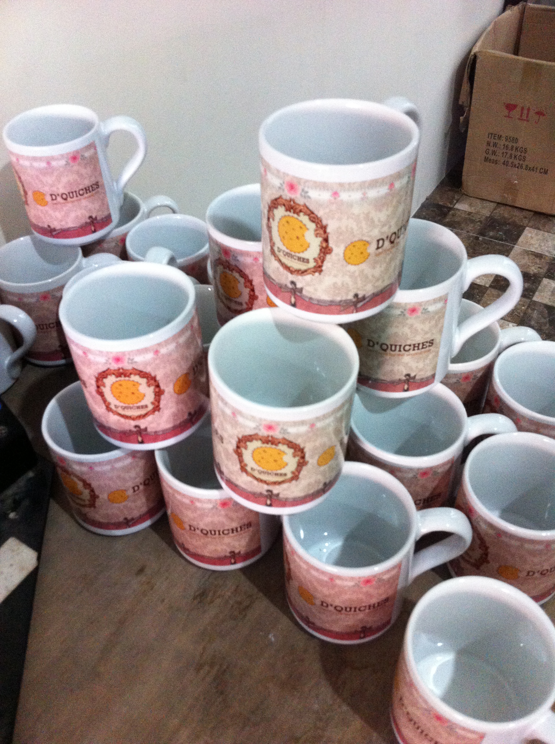 Contoh produksi mug  Promosi Souvenir Indonesia